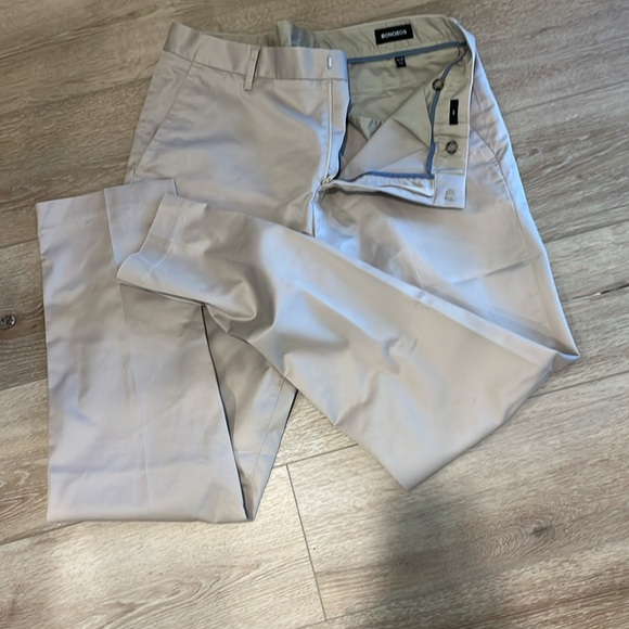 Bundle of two chinos and two button downs Bonobos - Picture 4 of 10